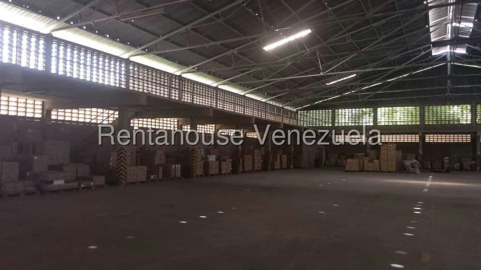Negocios y Empresas (Comercio) en Venta en El Rosal, Distrito Metropolitano - 18