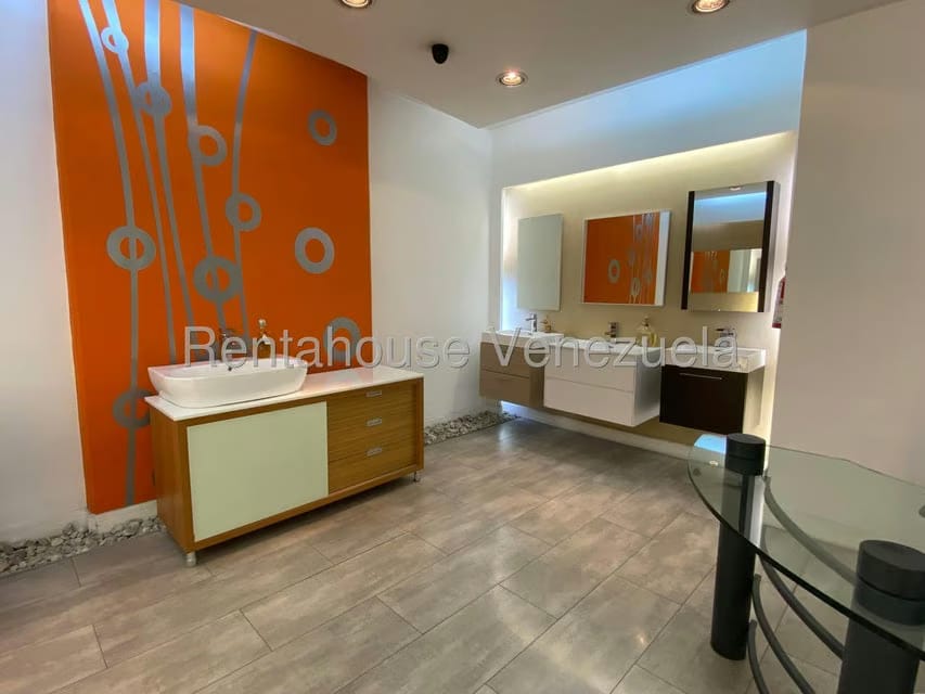 Negocios y Empresas (Comercio) en Venta en El Rosal, Distrito Metropolitano - 7