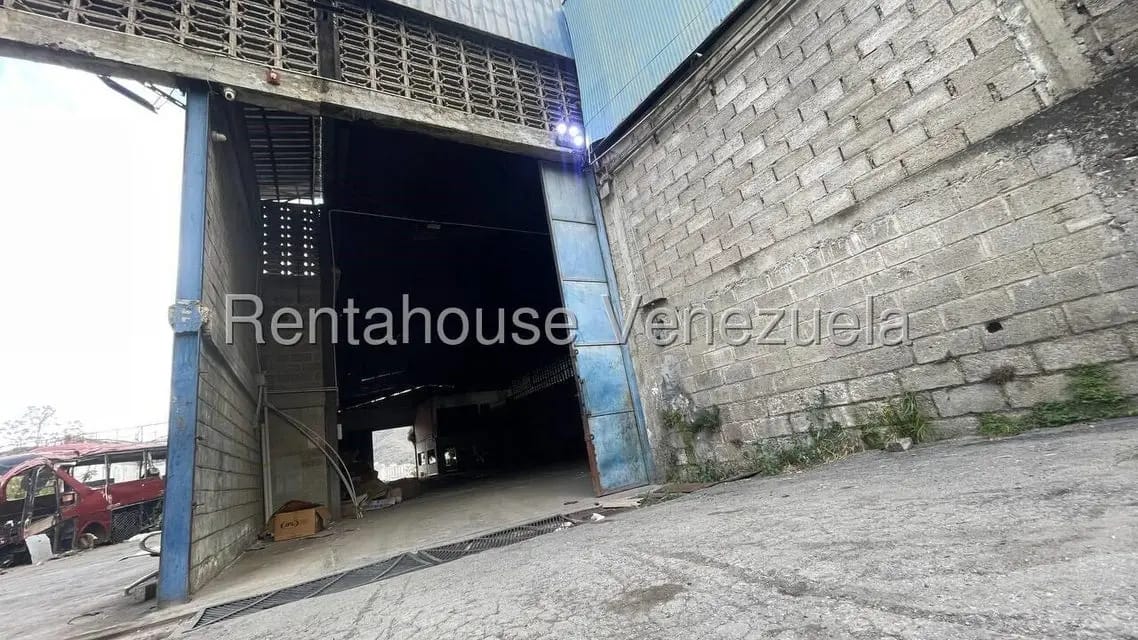 Comercial (Local Comercial) en Alquiler en La Yaguara, Distrito Metropolitano