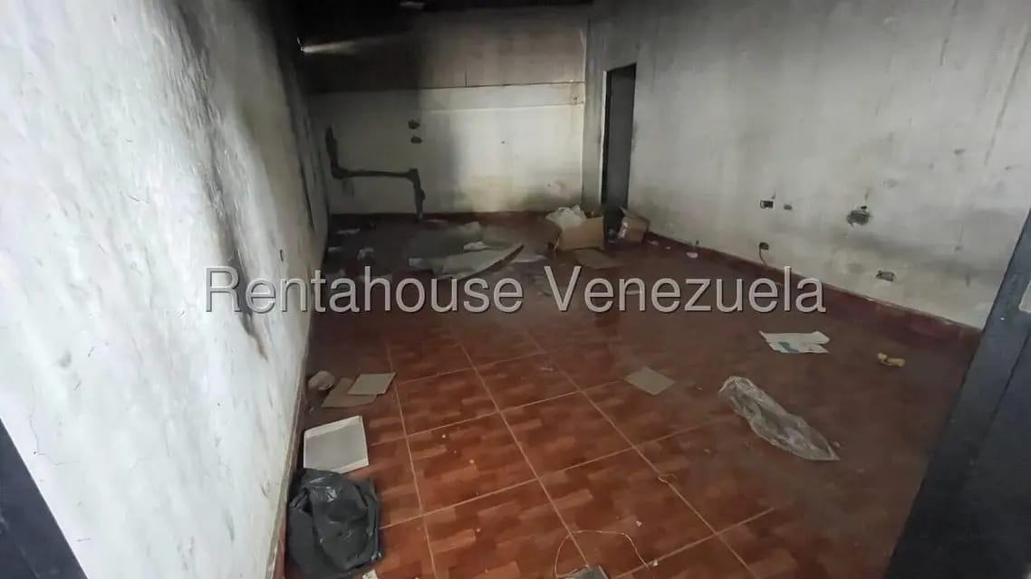 Comercial (Local Comercial) en Alquiler en La Yaguara, Distrito Metropolitano - 8