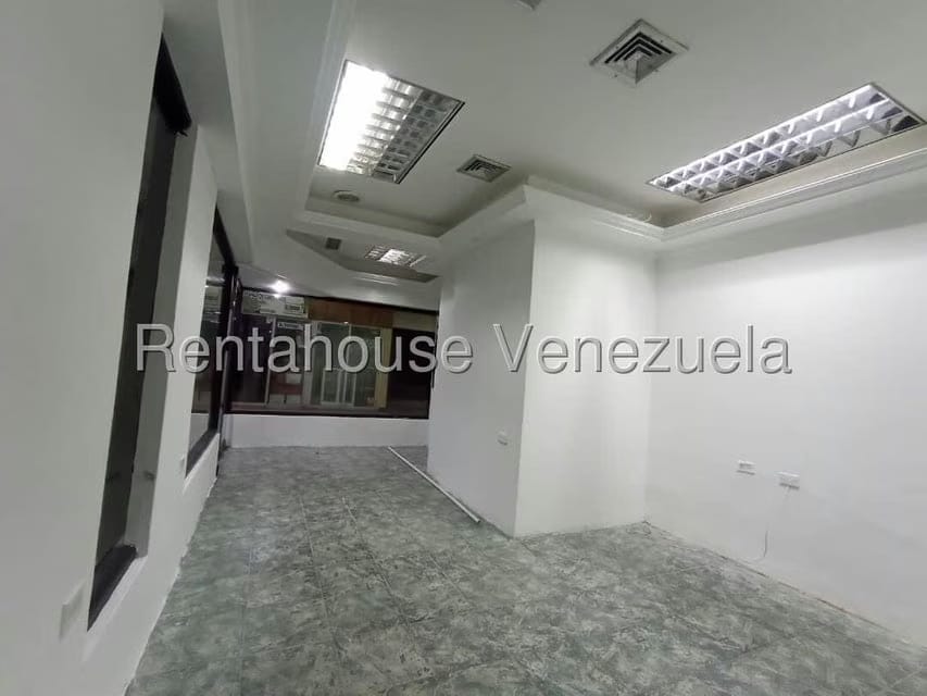 Comercial (Local Comercial) en Venta en Los Palos Grandes, Distrito Metropolitano - 5