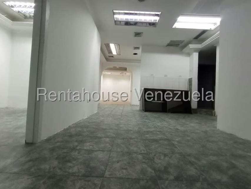 Comercial (Local Comercial) en Venta en Los Palos Grandes, Distrito Metropolitano - 9