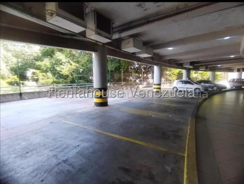 Comercial (Local Comercial) en Alquiler en Valles de Camoruco, Carabobo - 15