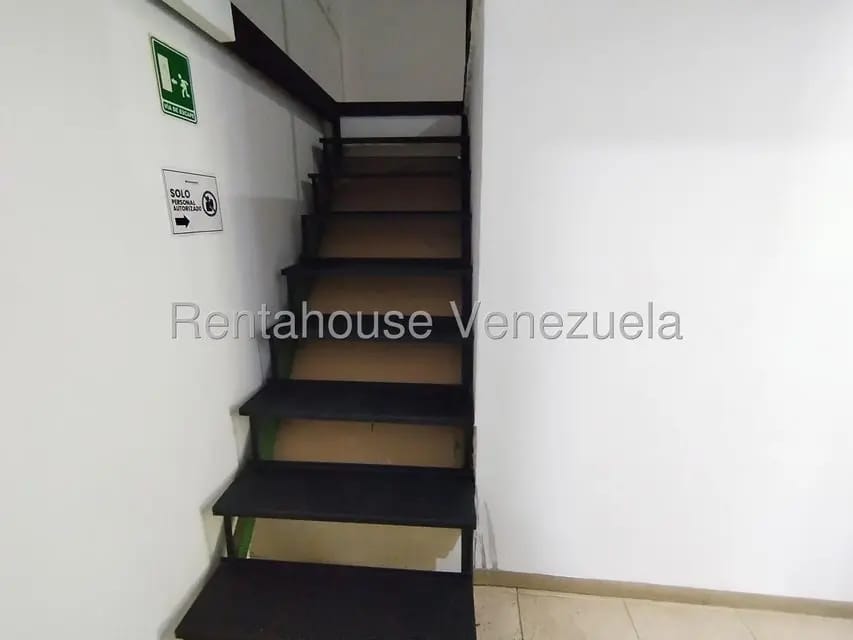 Comercial (Local Comercial) en Alquiler en Valles de Camoruco, Carabobo - 10