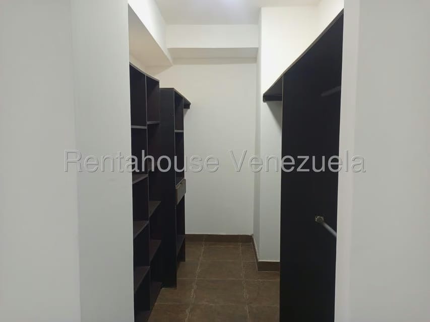 Apartamento (1 Nivel) en Alquiler en Bellas Artes, Zulia - 13