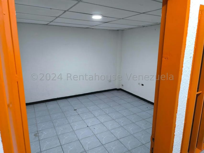 Comercial (Oficina) en Alquiler en Parroquia La Candelaria, Distrito Metropolitano - 10