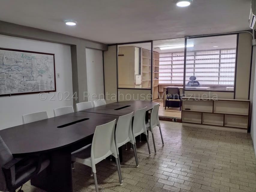 Comercial (Local Comercial) en Venta en Parroquia Santa Rosalia, Distrito Metropolitano - 11