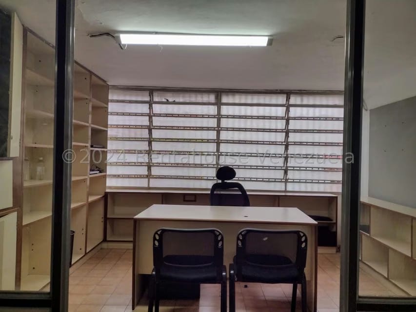 Comercial (Local Comercial) en Venta en Parroquia Santa Rosalia, Distrito Metropolitano - 13