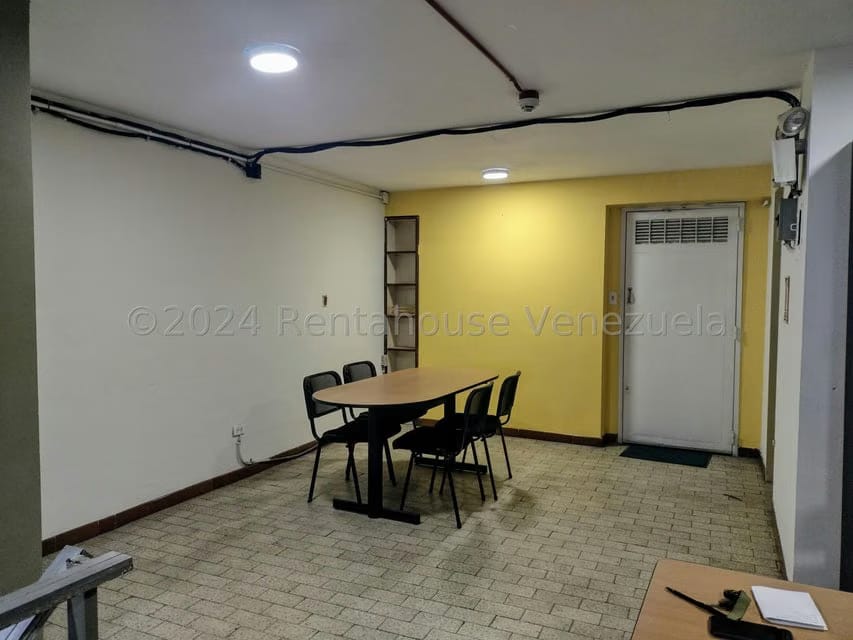 Comercial (Local Comercial) en Venta en Parroquia Santa Rosalia, Distrito Metropolitano - 14