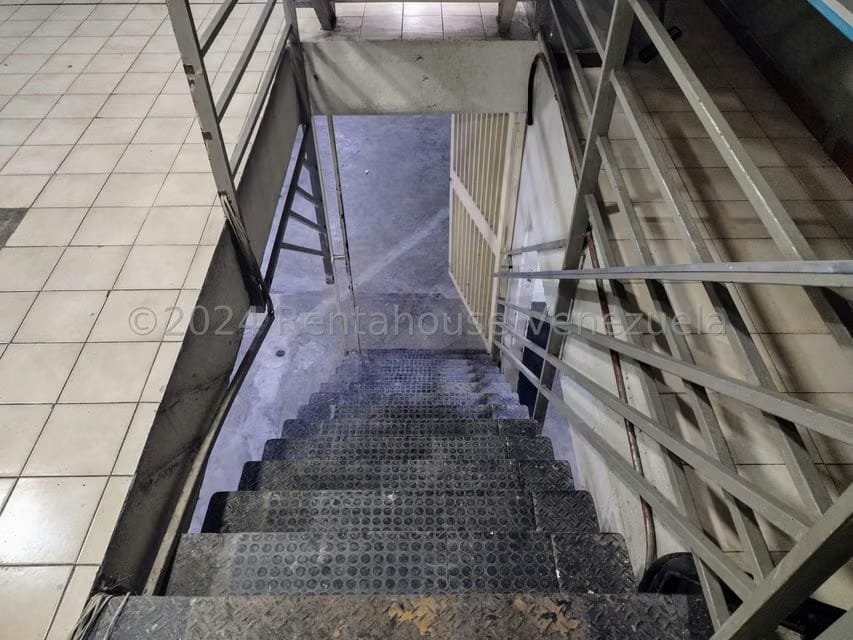 Comercial (Local Comercial) en Venta en Parroquia Santa Rosalia, Distrito Metropolitano - 15