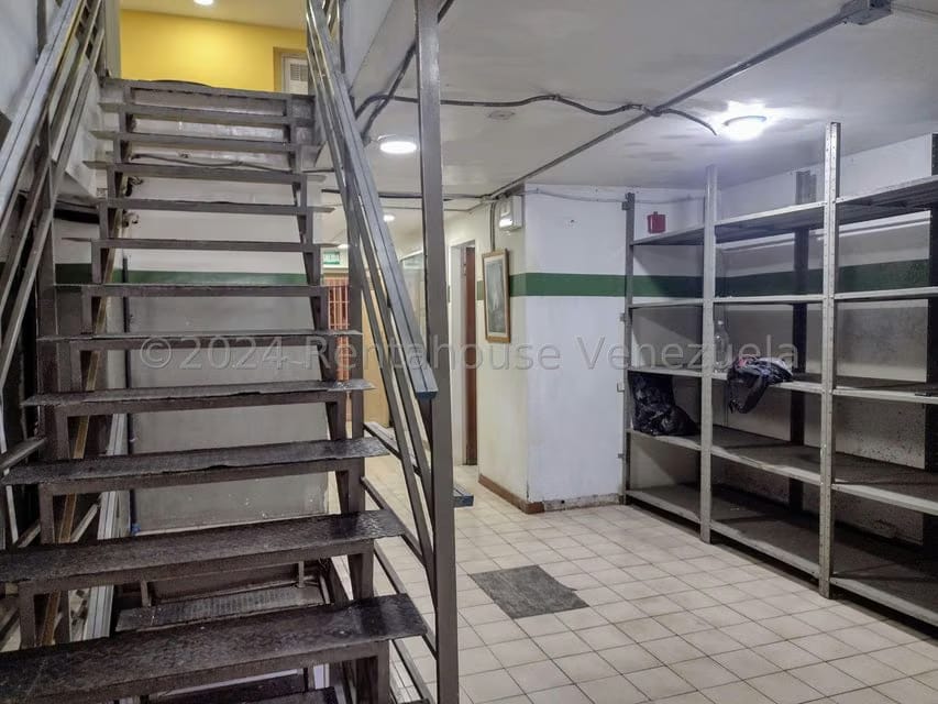 Comercial (Local Comercial) en Venta en Parroquia Santa Rosalia, Distrito Metropolitano - 4