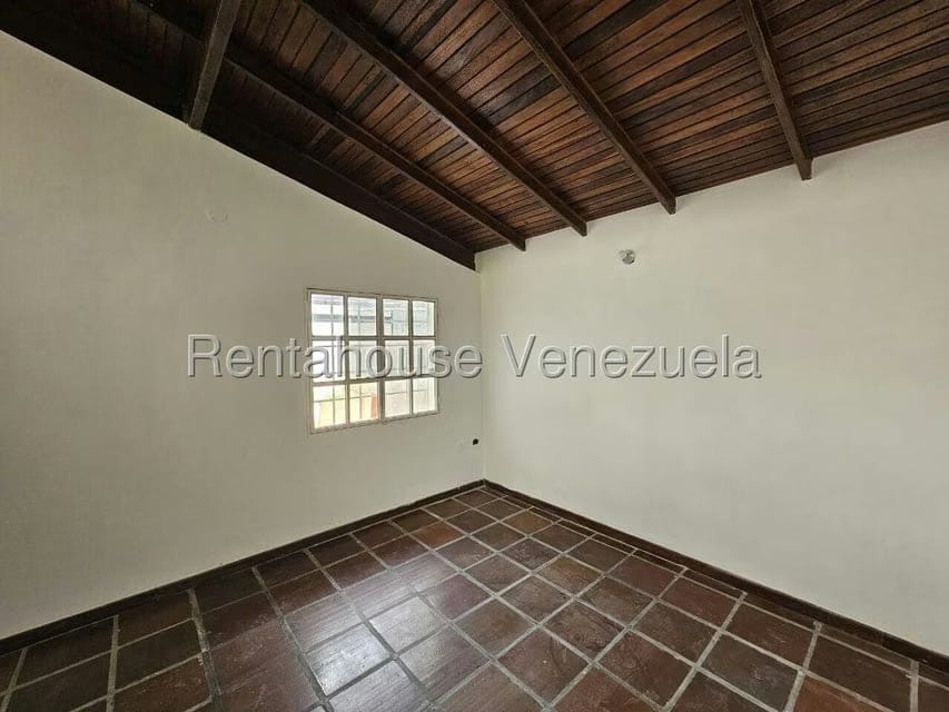 Casa (1 Nivel) en Venta en Gavilan, Distrito Metropolitano - 43
