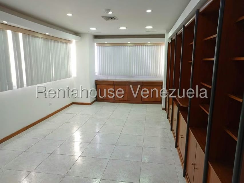 Comercial (Oficina) en Alquiler en Los Ruices, Distrito Metropolitano - 3