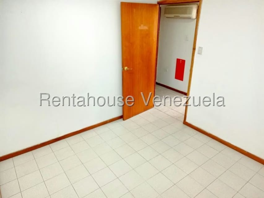 Comercial (Oficina) en Alquiler en Los Ruices, Distrito Metropolitano - 9