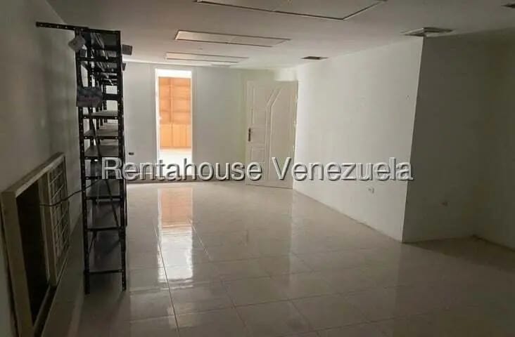 Casa (1 Nivel) en Alquiler en Tierra Negra, Zulia - 9