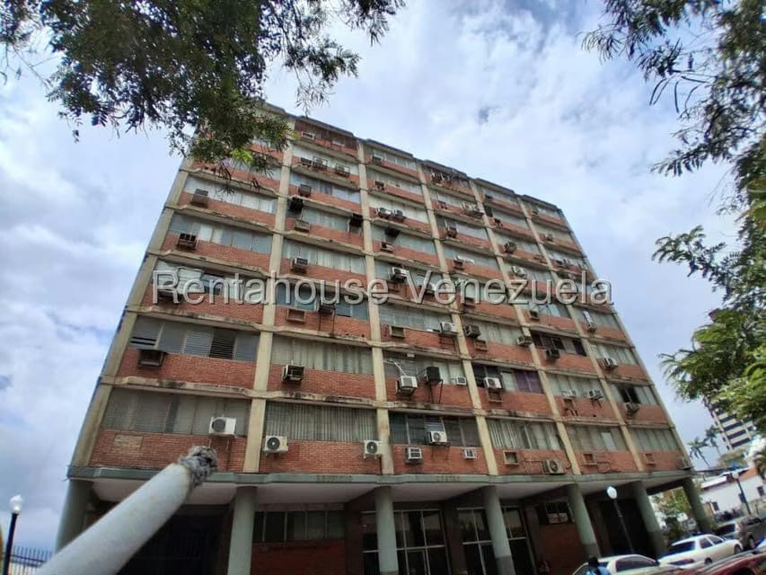 Comercial (Oficina) en Alquiler en Centro, Lara