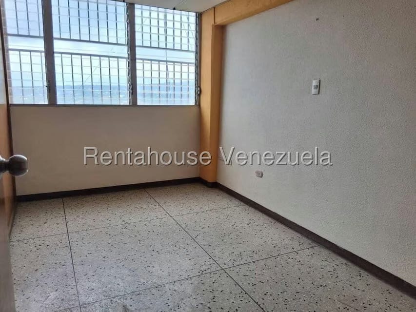 Comercial (Oficina) en Alquiler en Centro, Lara - 22
