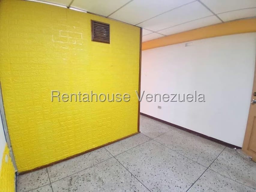 Comercial (Oficina) en Alquiler en Centro, Lara - 23