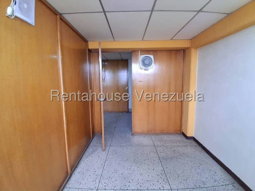 Comercial (Oficina) en Alquiler en Centro, Lara - 5