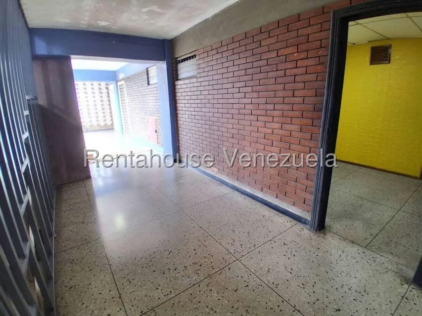 Comercial (Oficina) en Alquiler en Centro, Lara - 6