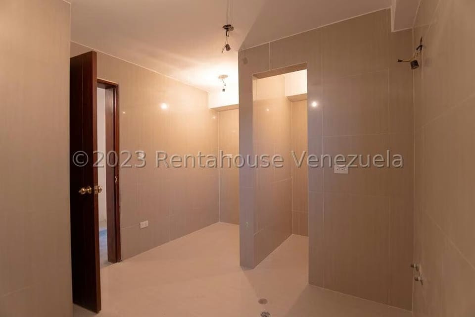 Apartamento (1 Nivel) en Venta en La Tahona, Distrito Metropolitano - 28