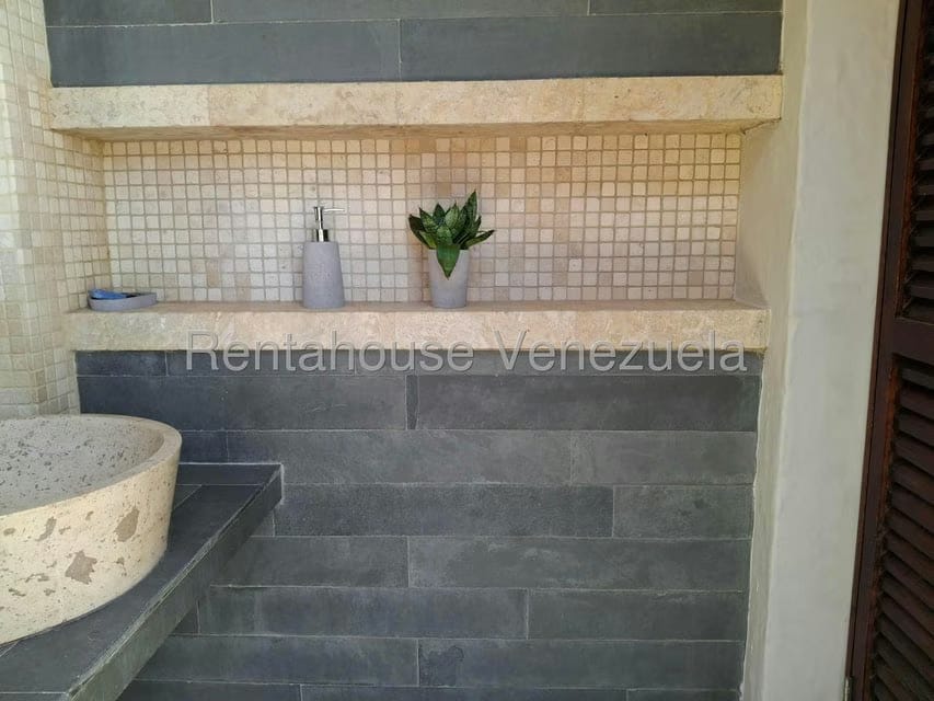Casa (1 Nivel) en Venta en Costa Azul, Nueva Esparta - 39