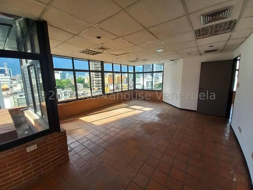 Comercial (Oficina) en Alquiler en Las Mercedes, Distrito Metropolitano - 17