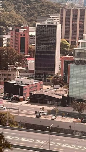 Comercial (Oficina) en Alquiler en Las Mercedes, Distrito Metropolitano - 11
