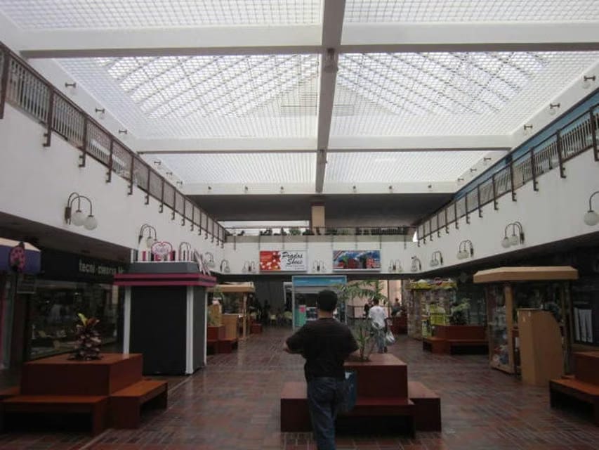 Comercial (Local Comercial) en Venta en Prados del Este, Distrito Metropolitano - 12
