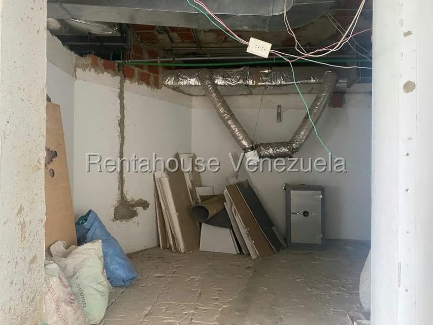Comercial (Oficina) en Alquiler en Los Palos Grandes, Distrito Metropolitano - 6