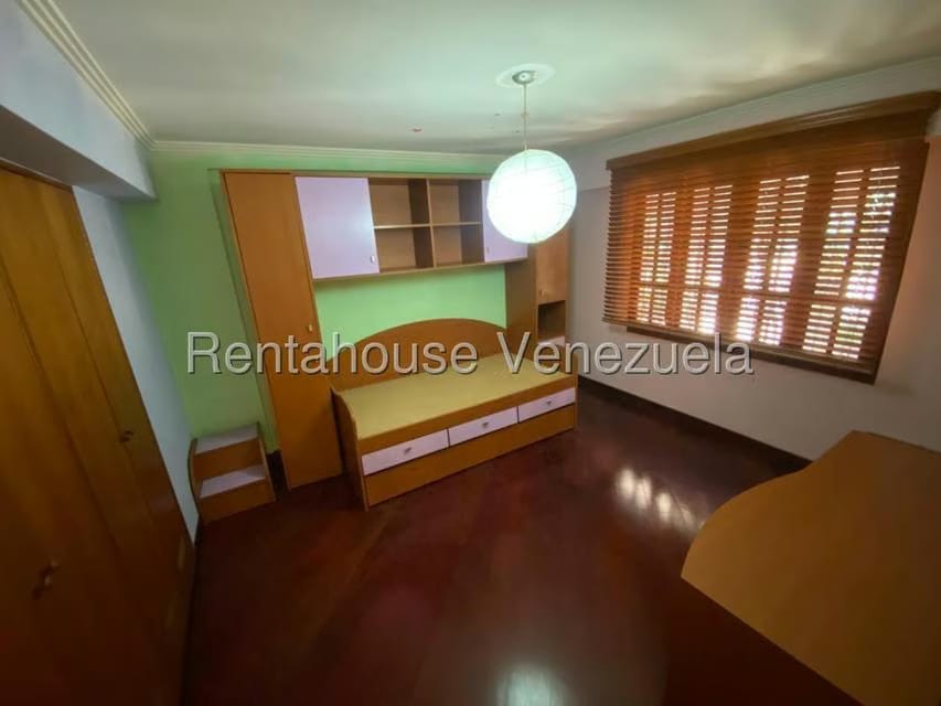 Townhouse (Multiples Niveles) en Alquiler en La Macarena Norte, Miranda - 21