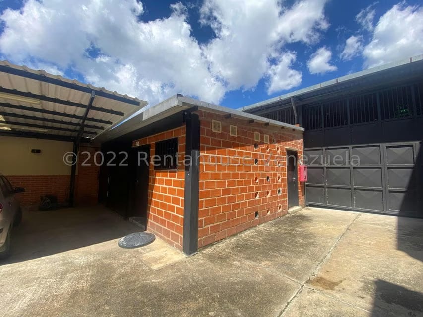 Comercial (Local Comercial) en Venta en Parcelamiento El Prado, Miranda - 33