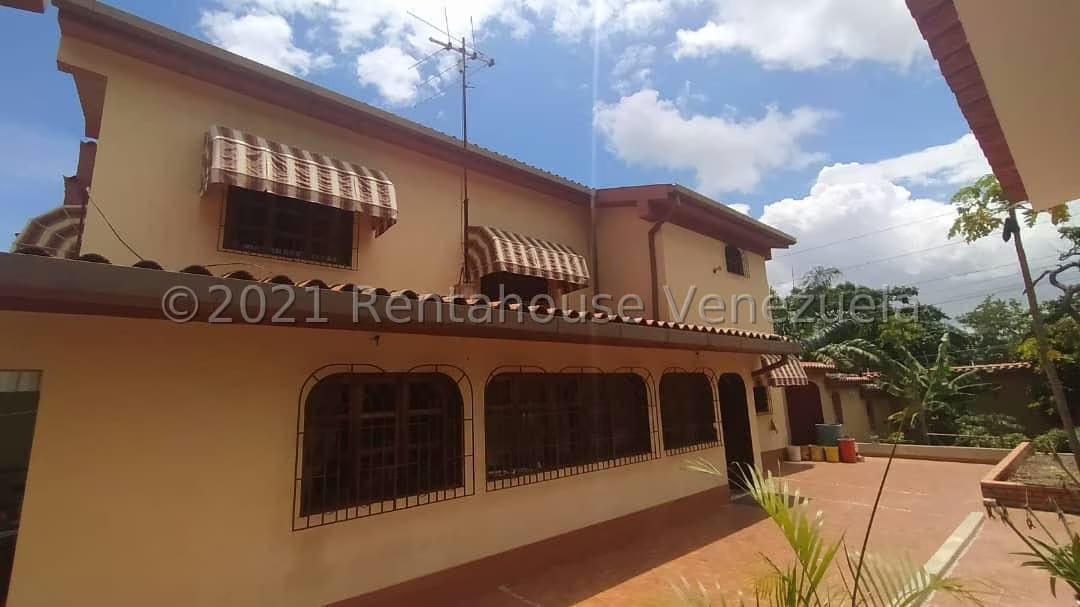 Casa (Multipes Niveles) en Venta en Santa Elena, Lara - 61