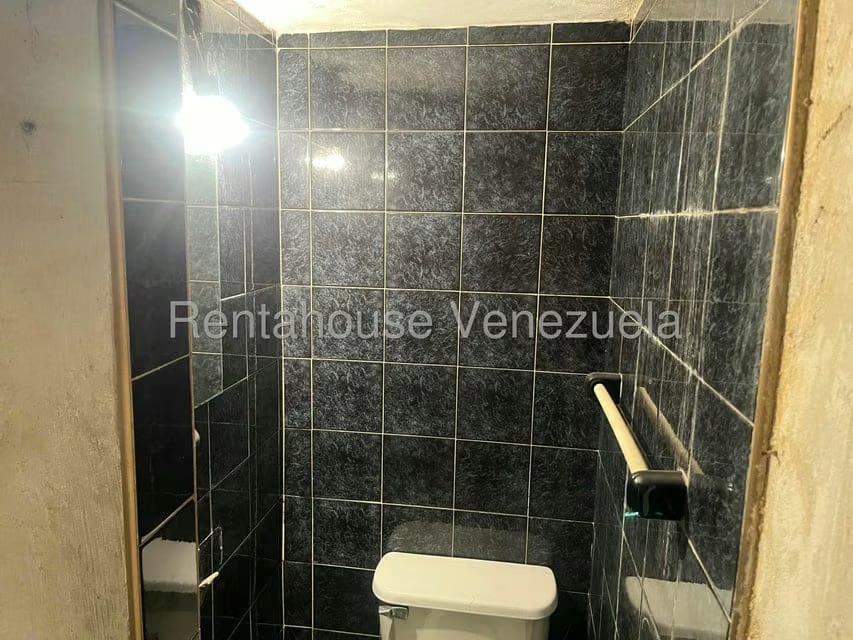Comercial (Local Comercial) en Alquiler en Avenida Bolivar Norte, Carabobo - 11