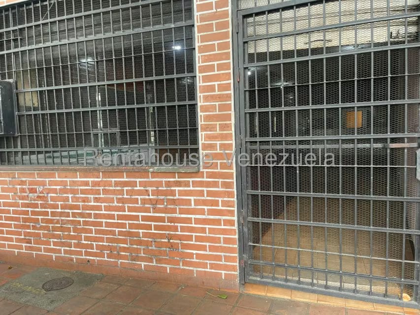Comercial (Local Comercial) en Alquiler en Avenida Bolivar Norte, Carabobo - 15