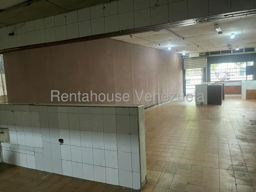 Comercial (Local Comercial) en Alquiler en Avenida Bolivar Norte, Carabobo - 5