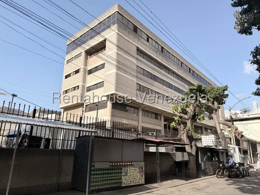 Comercial (Galpon - Deposito) en Alquiler en La Yaguara, Distrito Metropolitano