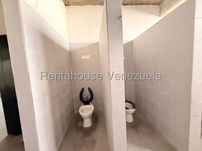 Comercial (Galpon - Deposito) en Alquiler en La Yaguara, Distrito Metropolitano - 14