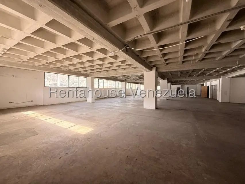 Comercial (Galpon - Deposito) en Alquiler en La Yaguara, Distrito Metropolitano - 19