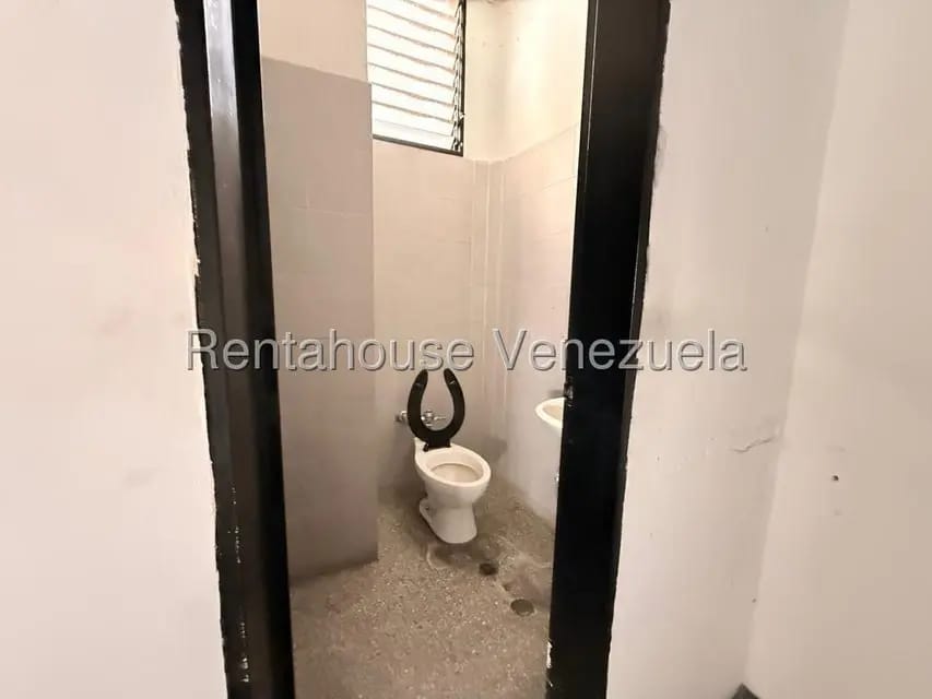 Comercial (Galpon - Deposito) en Alquiler en La Yaguara, Distrito Metropolitano - 22