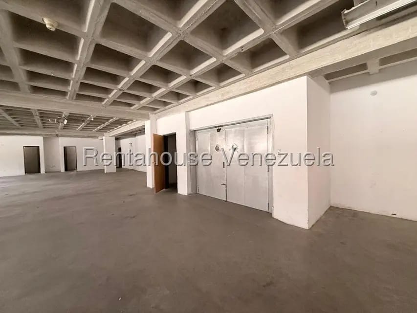 Comercial (Galpon - Deposito) en Alquiler en La Yaguara, Distrito Metropolitano - 5