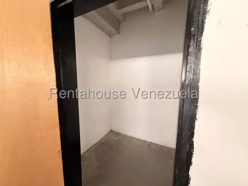 Comercial (Galpon - Deposito) en Alquiler en La Yaguara, Distrito Metropolitano - 7