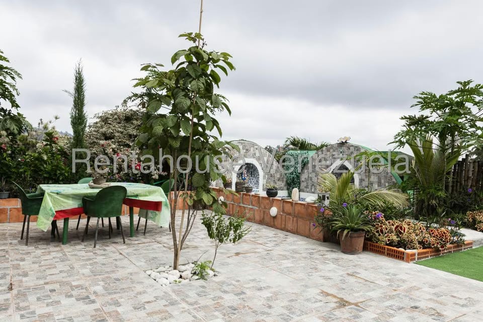 Townhouse (Duplex) en Venta en La Union, Distrito Metropolitano - 16