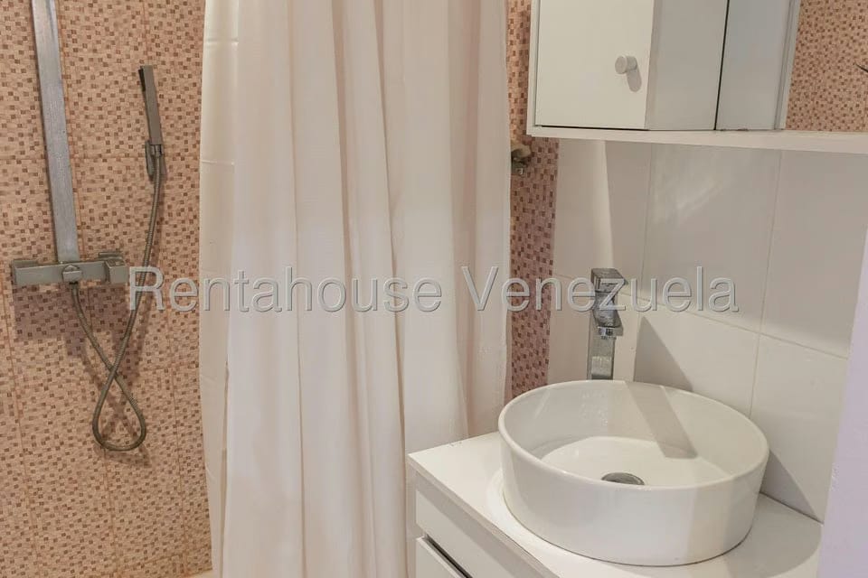 Townhouse (Duplex) en Venta en La Union, Distrito Metropolitano - 27