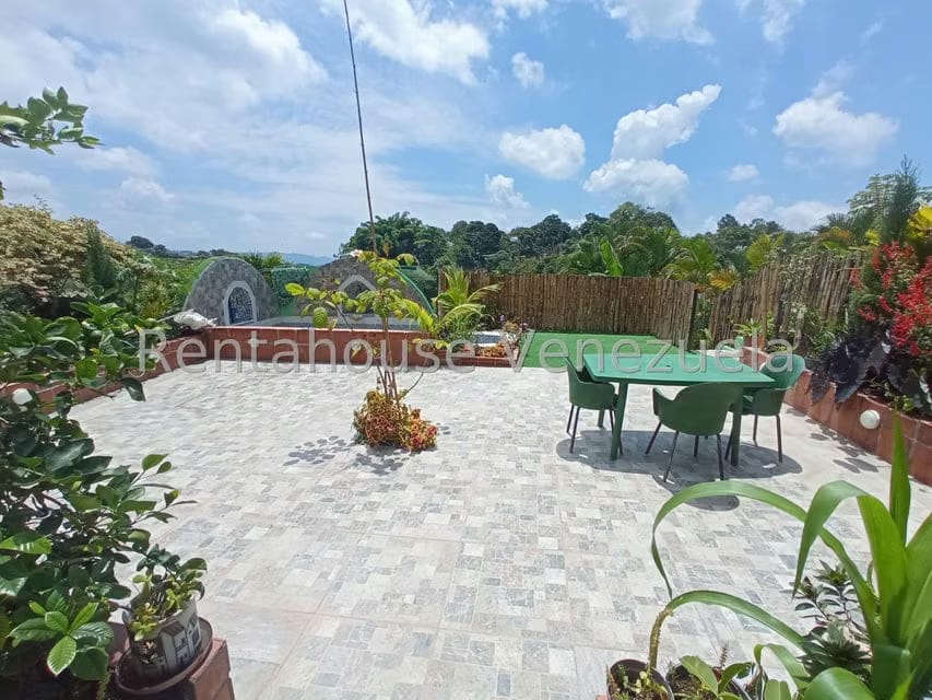 Townhouse (Duplex) en Venta en La Union, Distrito Metropolitano - 30