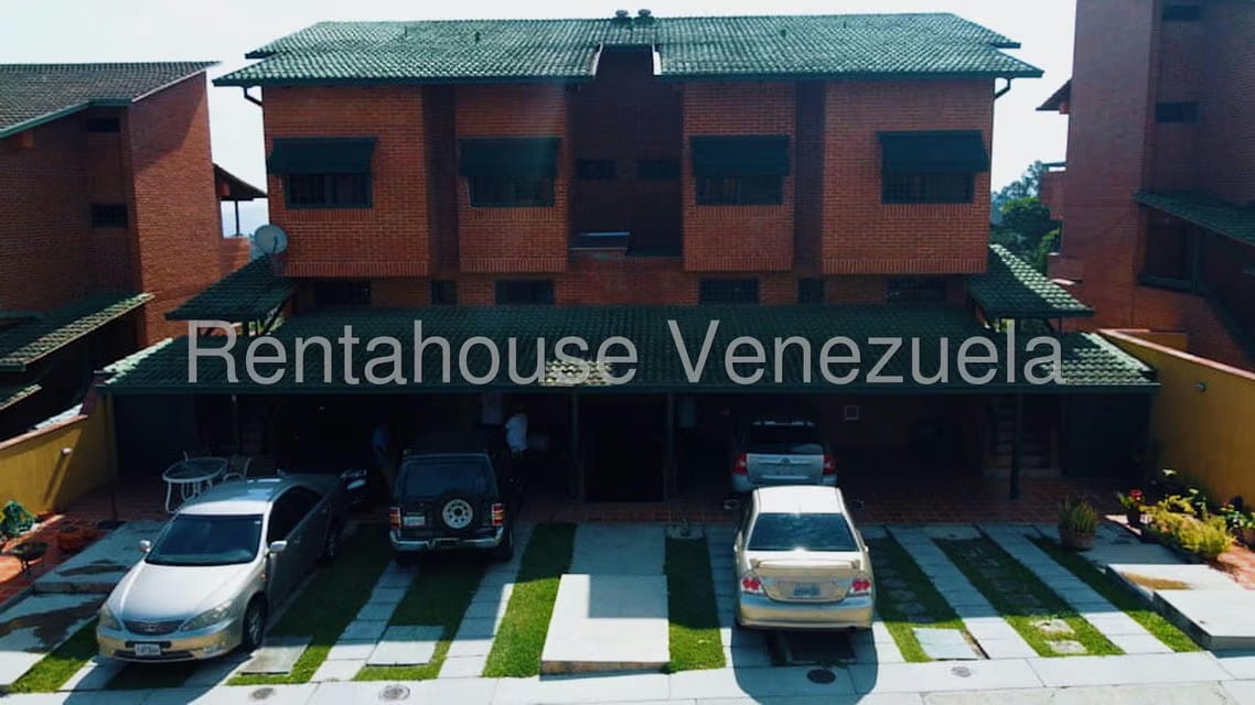 Townhouse (Duplex) en Venta en La Union, Distrito Metropolitano - 32