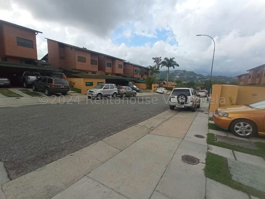 Townhouse (Duplex) en Venta en La Union, Distrito Metropolitano - 33
