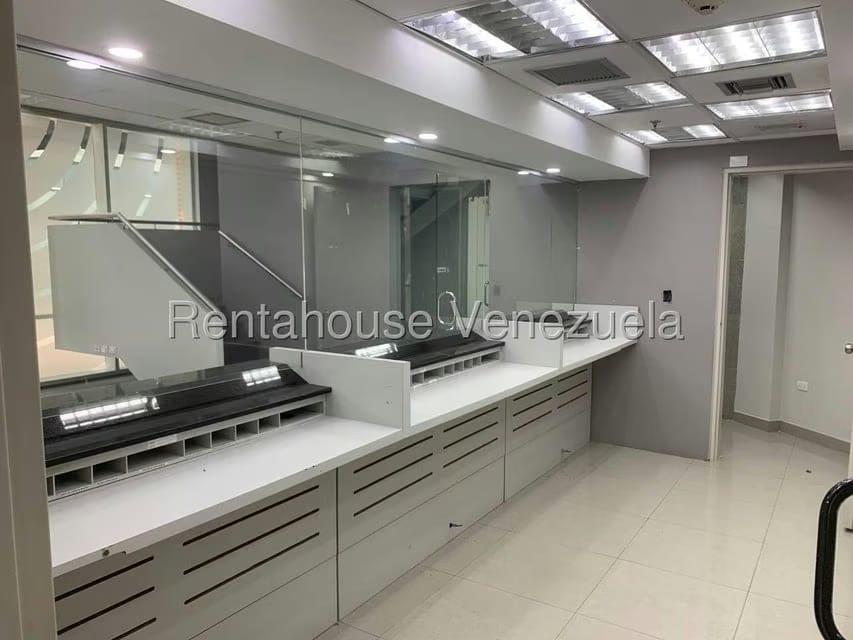 Comercial (Local Comercial) en Alquiler en Boleita Norte, Distrito Metropolitano - 7