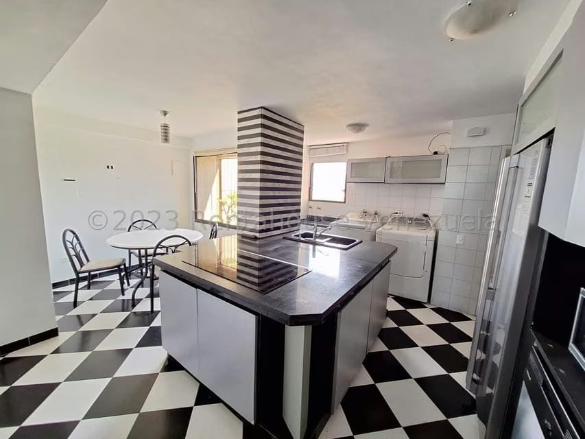 Apartamento (1 Nivel) en Venta en Los Naranjos del Cafetal, Distrito Metropolitano - 11