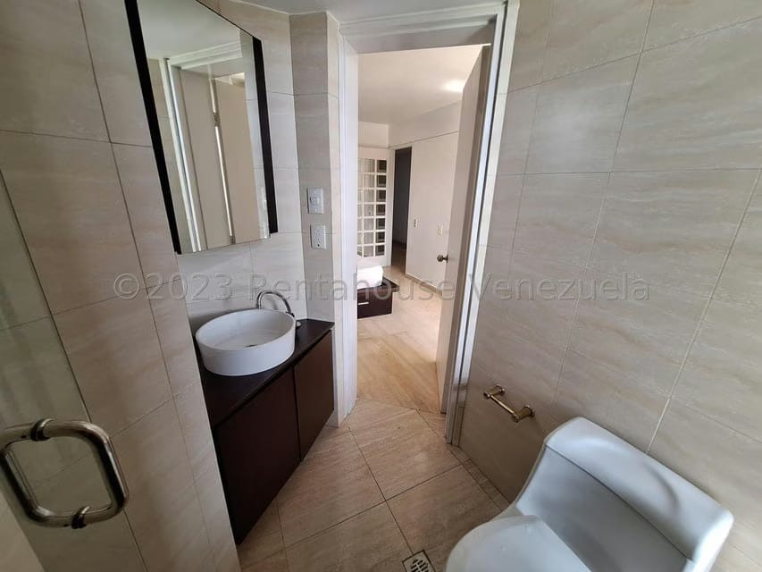 Apartamento (1 Nivel) en Venta en Los Naranjos del Cafetal, Distrito Metropolitano - 29